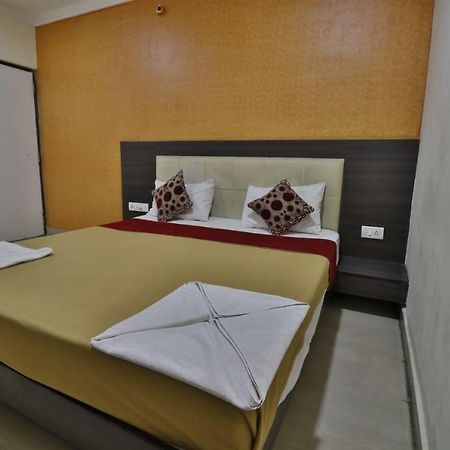 ホテルVijaya Lakshmi Residency バンガロール エクステリア 写真