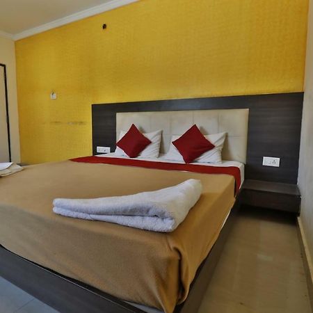 ホテルVijaya Lakshmi Residency バンガロール エクステリア 写真